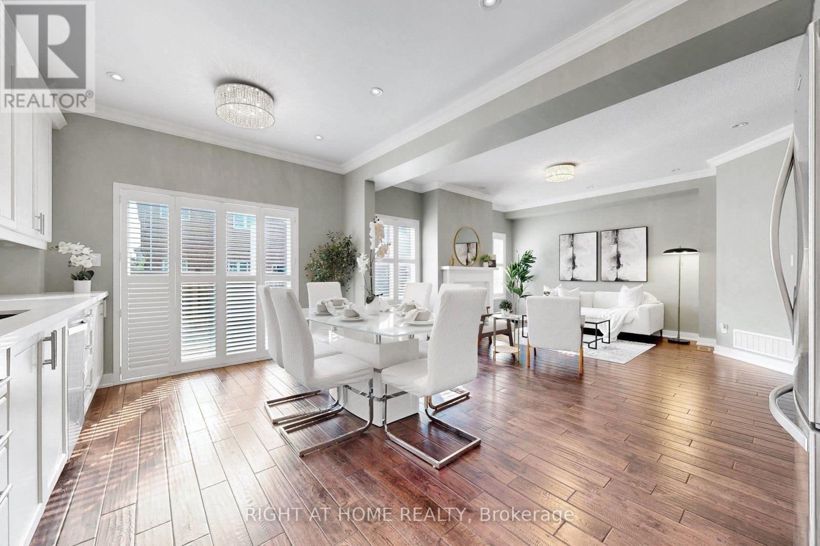 7 Penndutch Circle, Whitchurch-Stouffville, Ontario  L4A 0P3 - Photo 7 - N13678836
