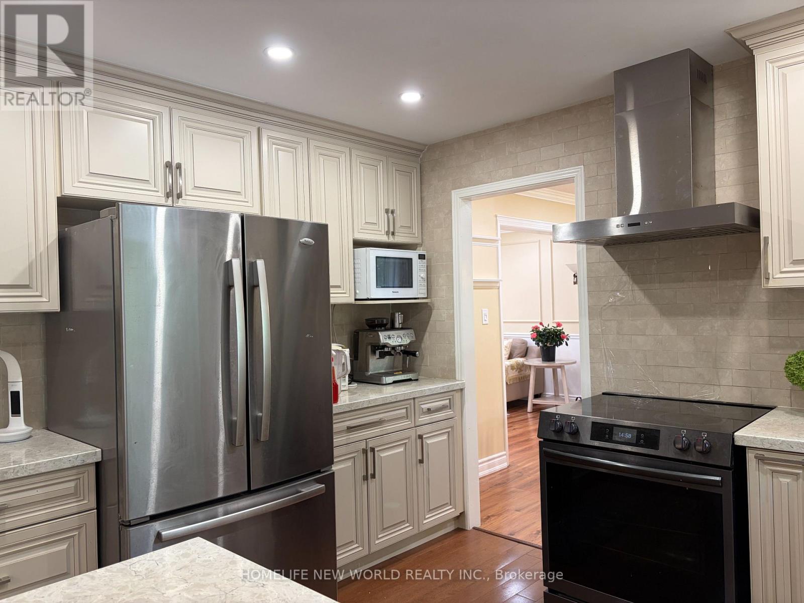 23 Lacey Court, Aurora (Aurora Heights), Ontario  L4G 5G3 - Photo 13 - N13678858