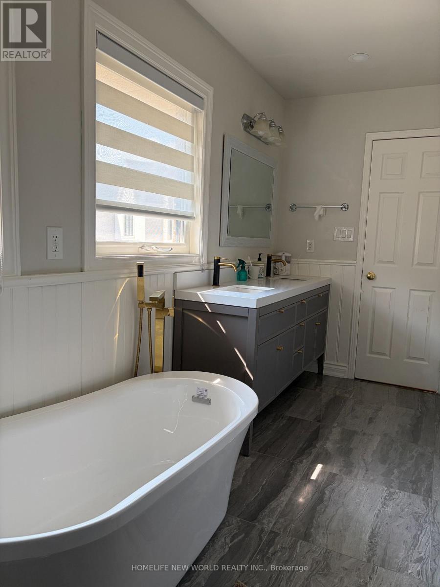 23 Lacey Court, Aurora (Aurora Heights), Ontario  L4G 5G3 - Photo 23 - N13678858