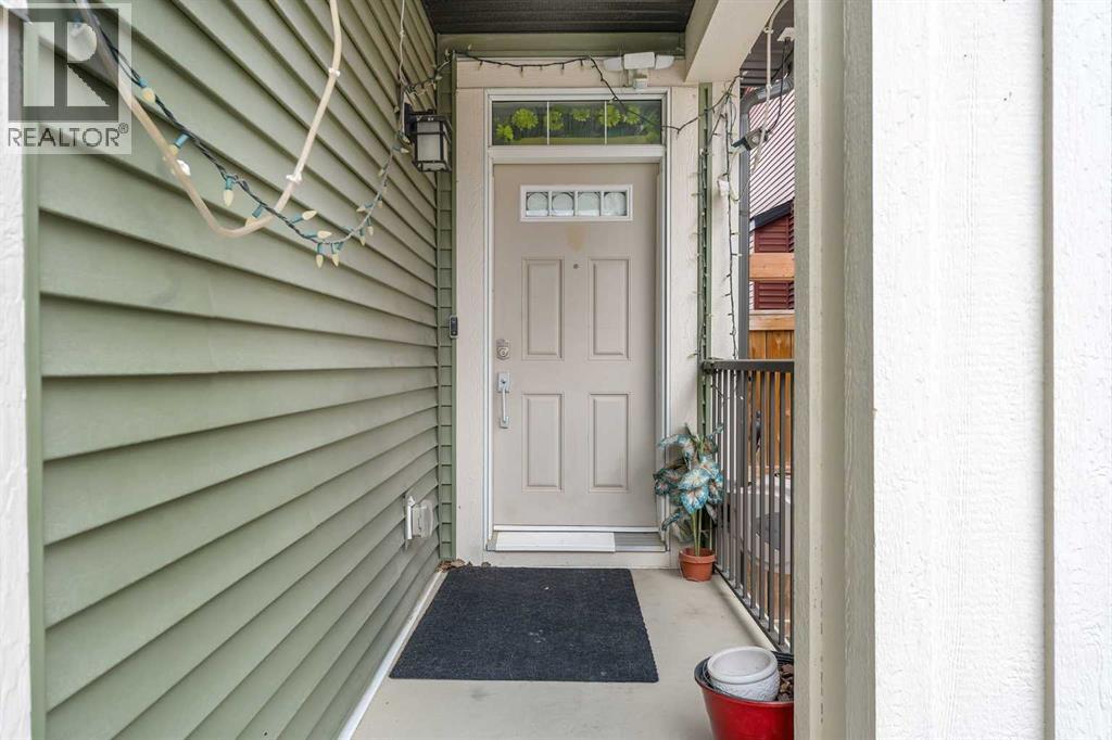 288 Evansborough Way Nw, Calgary, Alberta  T3P 0R1 - Photo 3 - A2337499