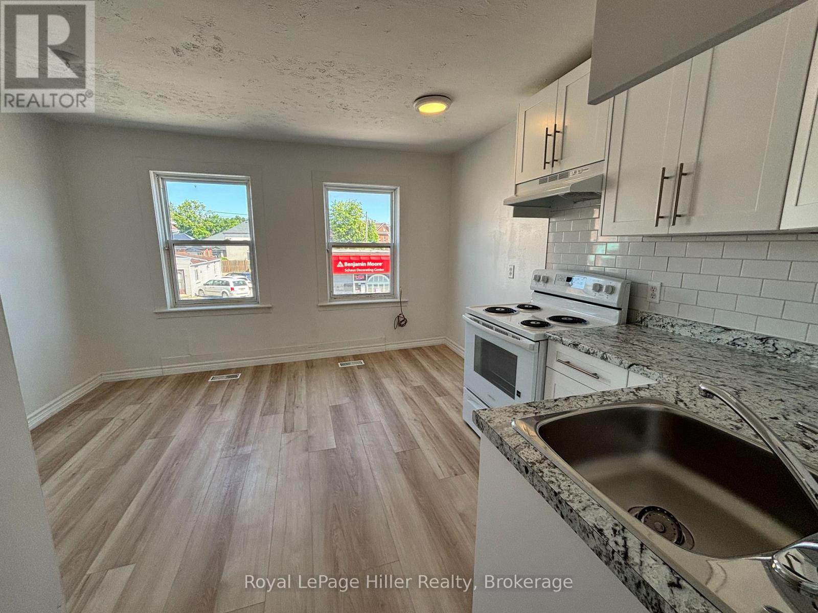 202 - 590 Dundas Street, Woodstock, Ontario  N4S 1C8 - Photo 5 - X13678852