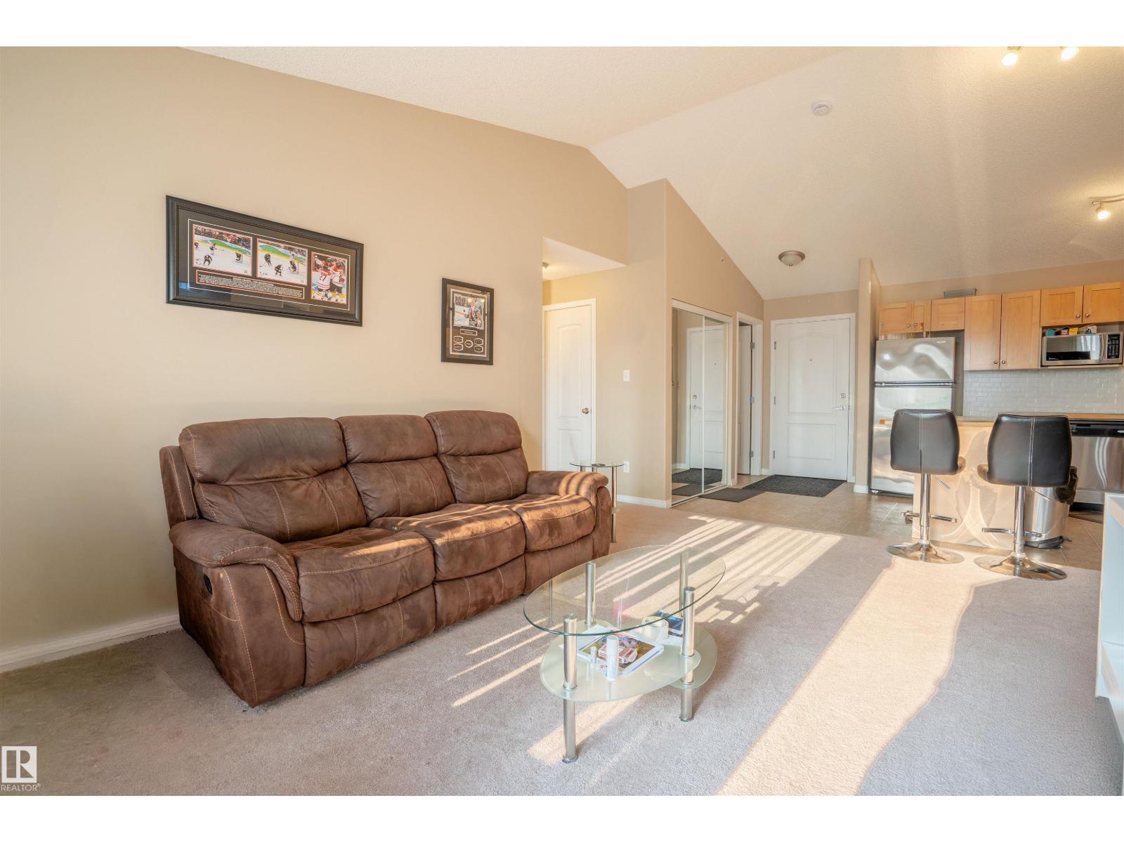 #409 5350 199 St Nw, Edmonton, Alberta T6M 0A4 - Photo 3 - E4504000