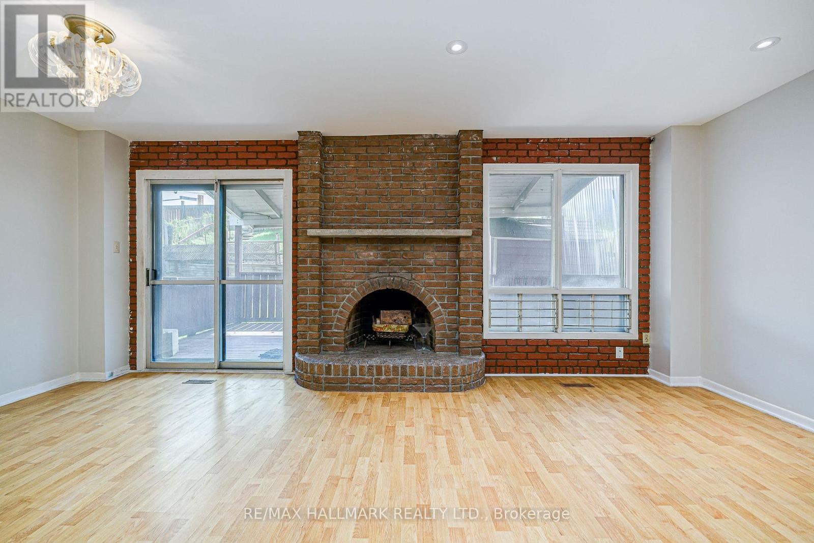Upper - 27 Keyworth Trail, Toronto, Ontario M1S 2V2 - Photo 8 - E13670468