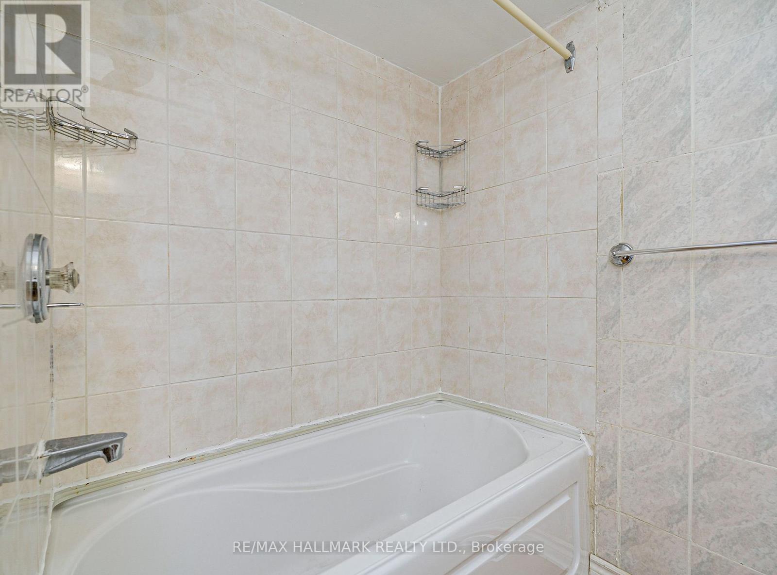 Upper - 27 Keyworth Trail, Toronto, Ontario M1S 2V2 - Photo 18 - E13670468