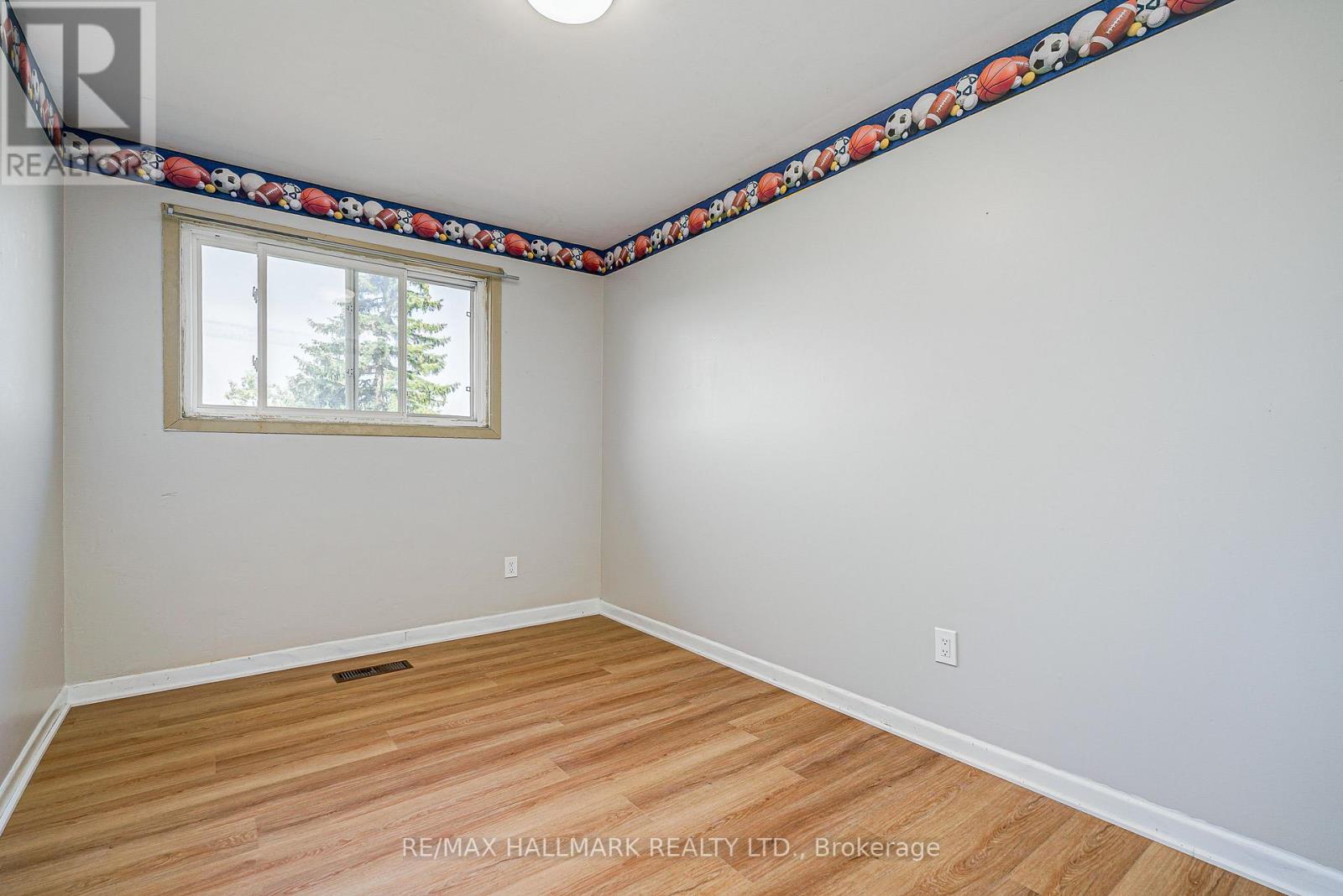 Upper - 27 Keyworth Trail, Toronto, Ontario M1S 2V2 - Photo 13 - E13670468
