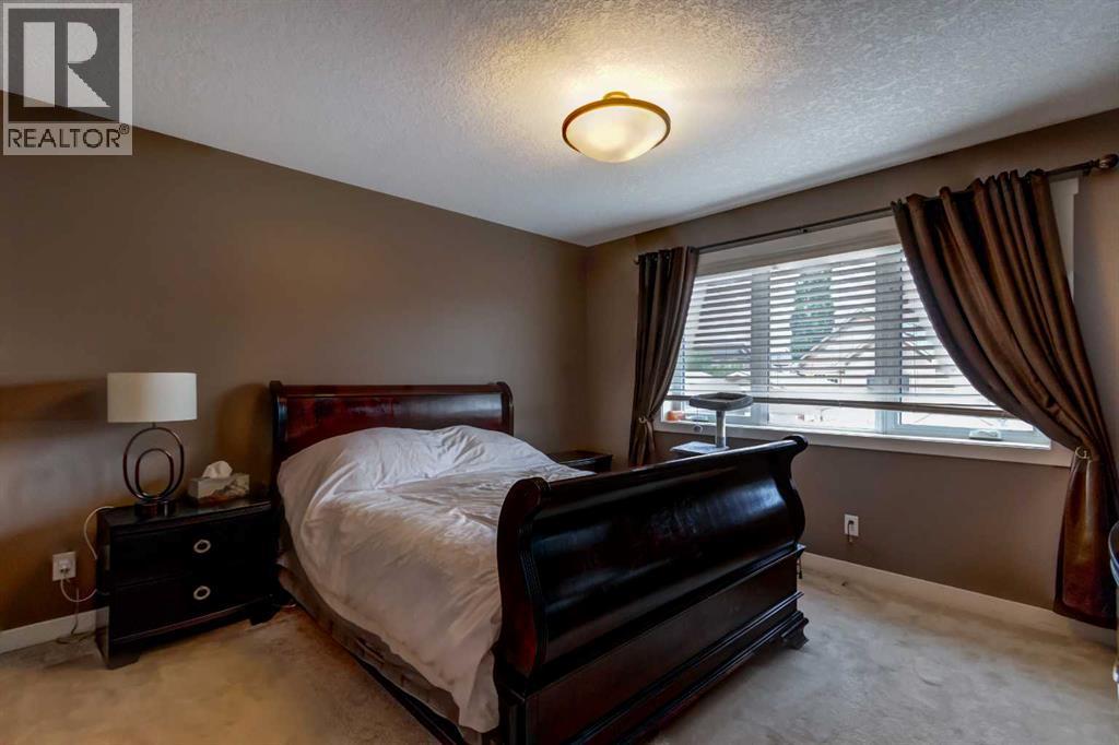 6 Elgin Meadows Road Se, Calgary, Alberta  T2Z 0S1 - Photo 13 - A2335482