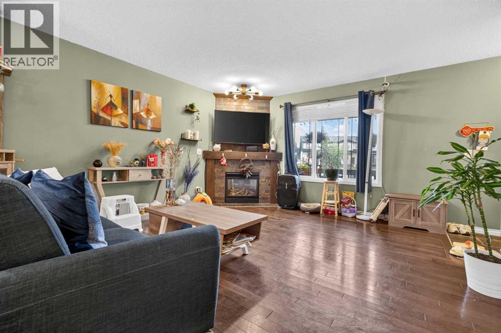66 Panatella Park NW, Calgary, Alberta  T3K 6K4 - Photo 11 - A2337505