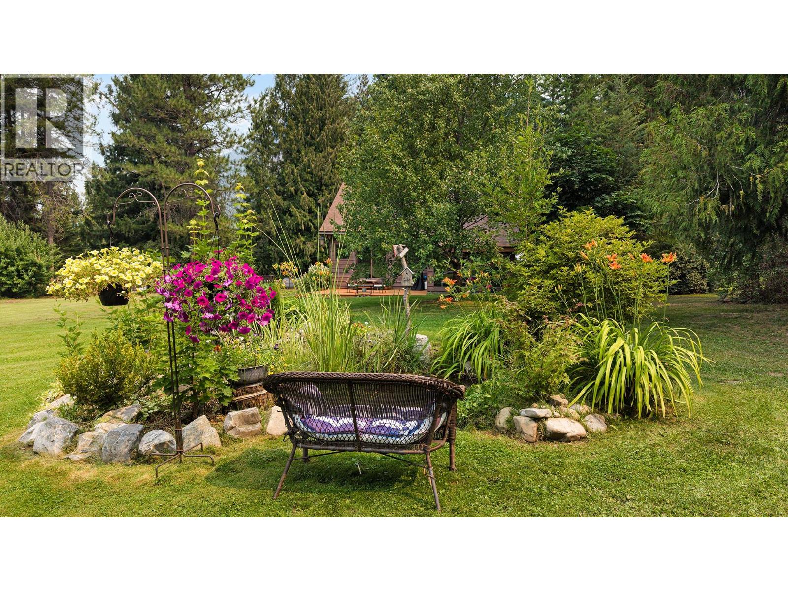 5724 Crystal Road, Kitchener, British Columbia  V0B 1W1 - Photo 49 - 10397574