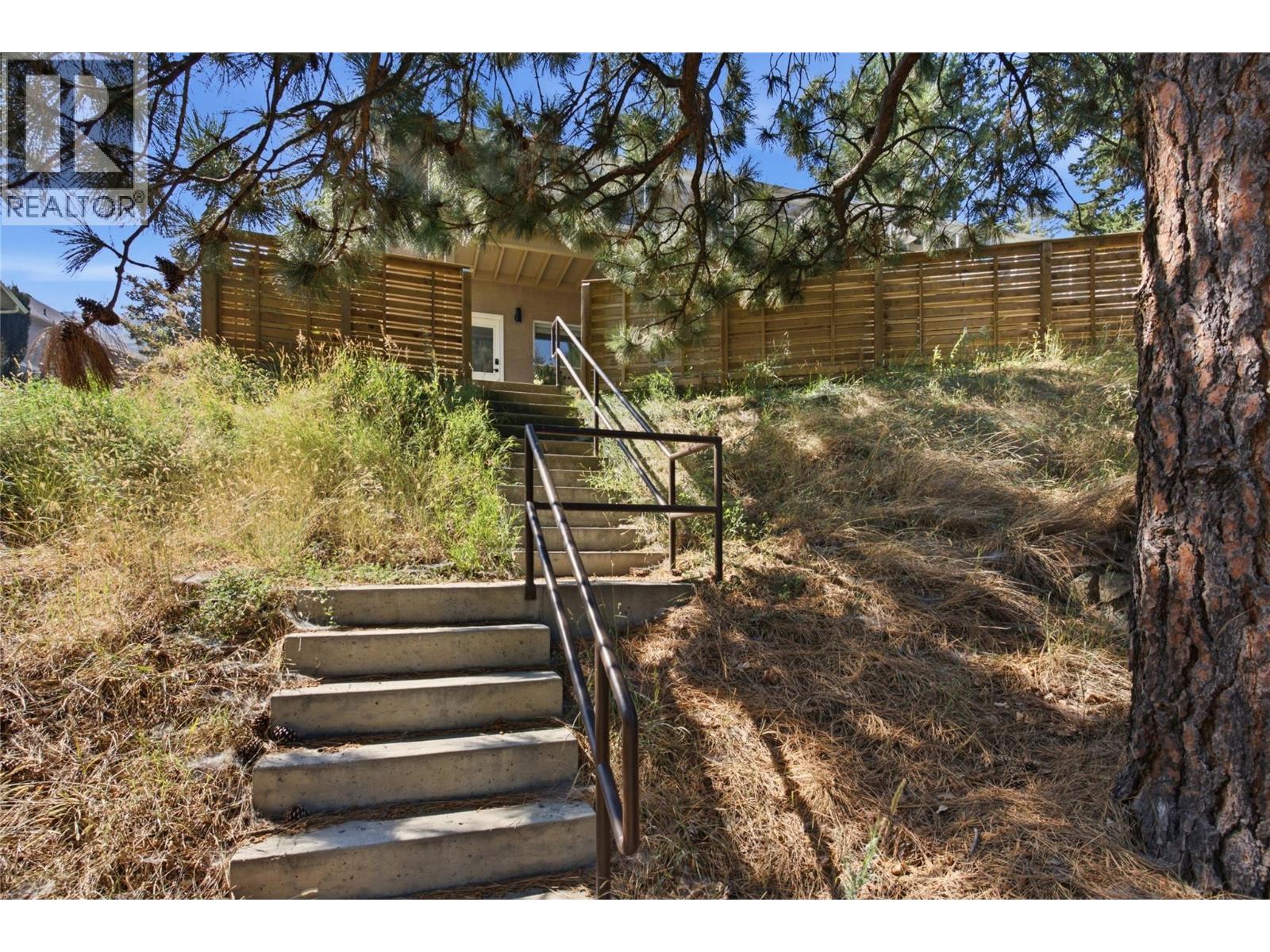 1937 Skeena Drive, Kamloops, British Columbia  V2E 2P3 - Photo 45 - 10396038