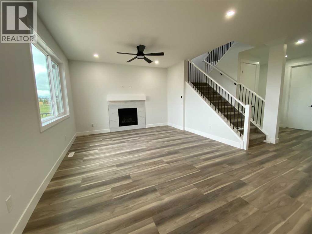 1409 Aldrich Place SW, Carstairs, Alberta  T0M 0N0 - Photo 11 - A2337436