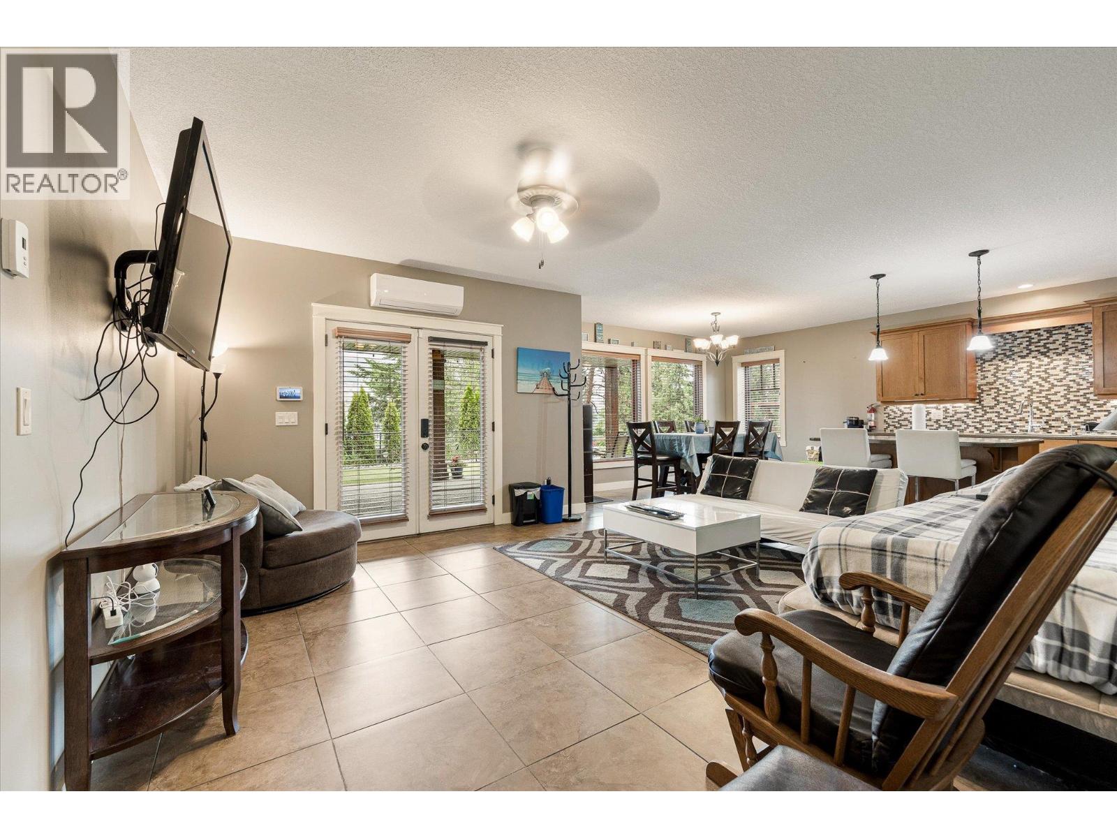 12002 Middleton Road, Lake Country, British Columbia  V4V 1G9 - Photo 68 - 10397064