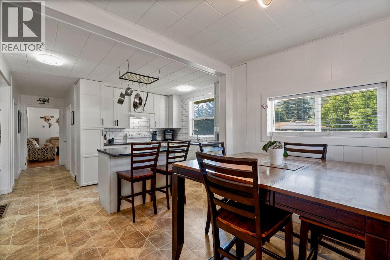 5722 97 Highway N, Falkland, British Columbia  V0E 1W0 - Photo 10 - 10397696