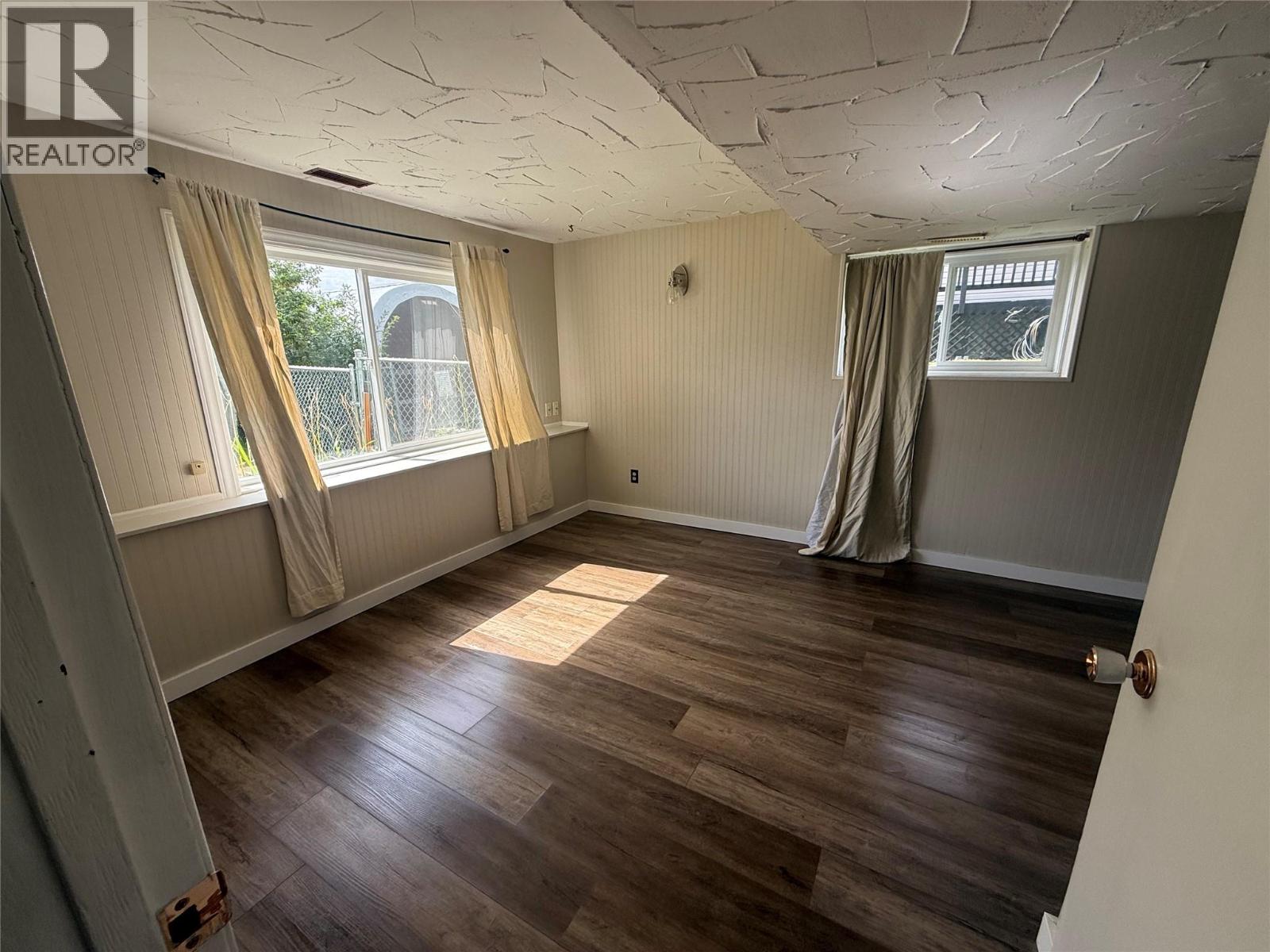 925 Cornwall Crescent, Dawson Creek, British Columbia  V1G 1P1 - Photo 8 - 10397836