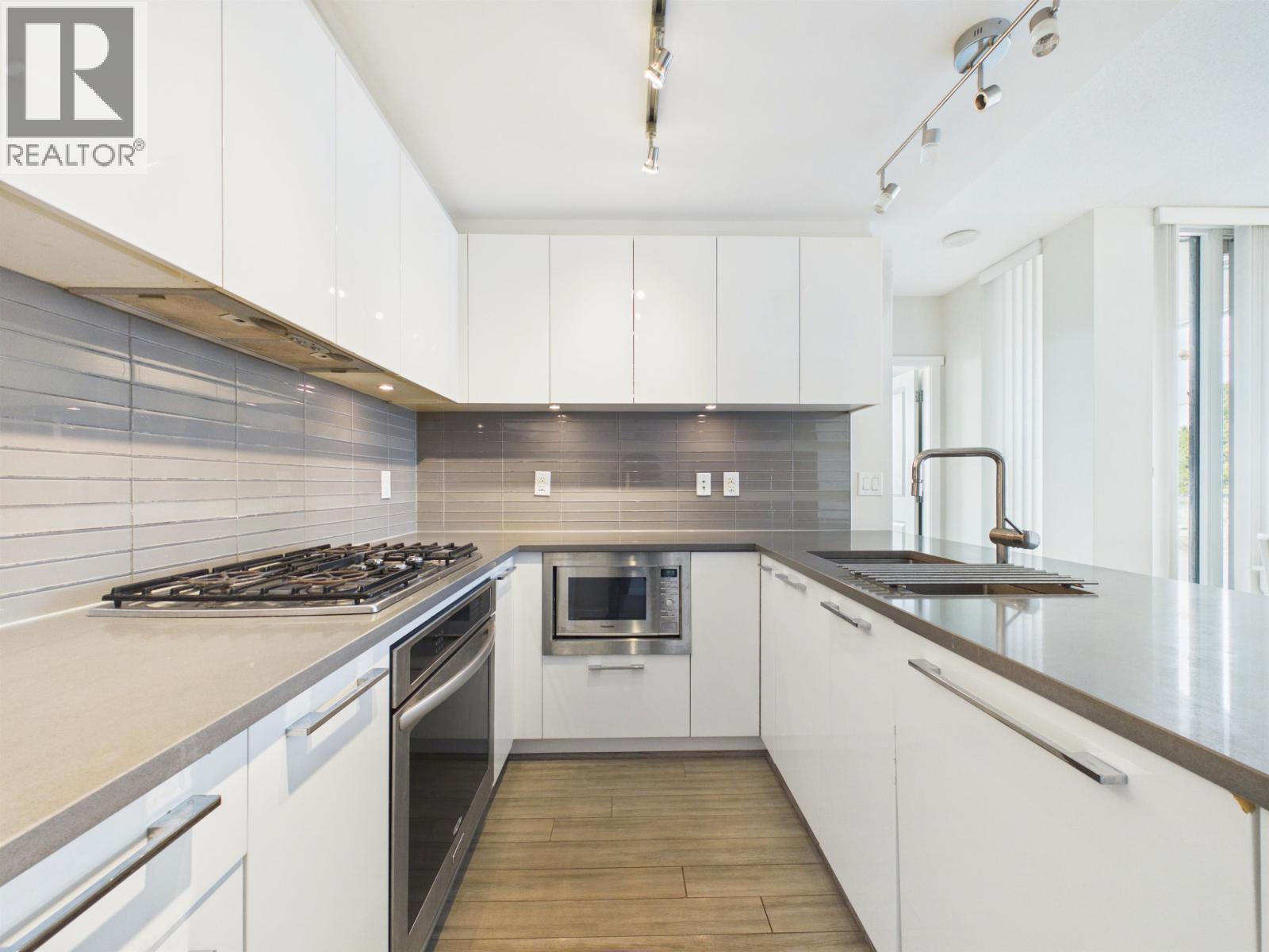 505 6658 Dow Avenue, Burnaby, British Columbia  V5H 0C7 - Photo 3 - R3156078