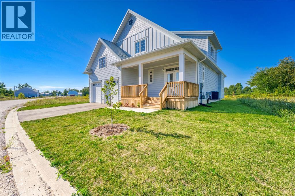 4166 BOARDWALK AVENUE Plympton-Wyoming Ontario Canada N0N1J0 2