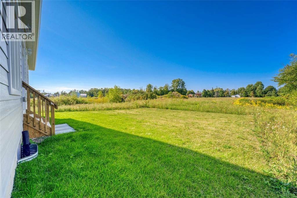 4166 BOARDWALK AVENUE Plympton-Wyoming Ontario Canada N0N1J0 5