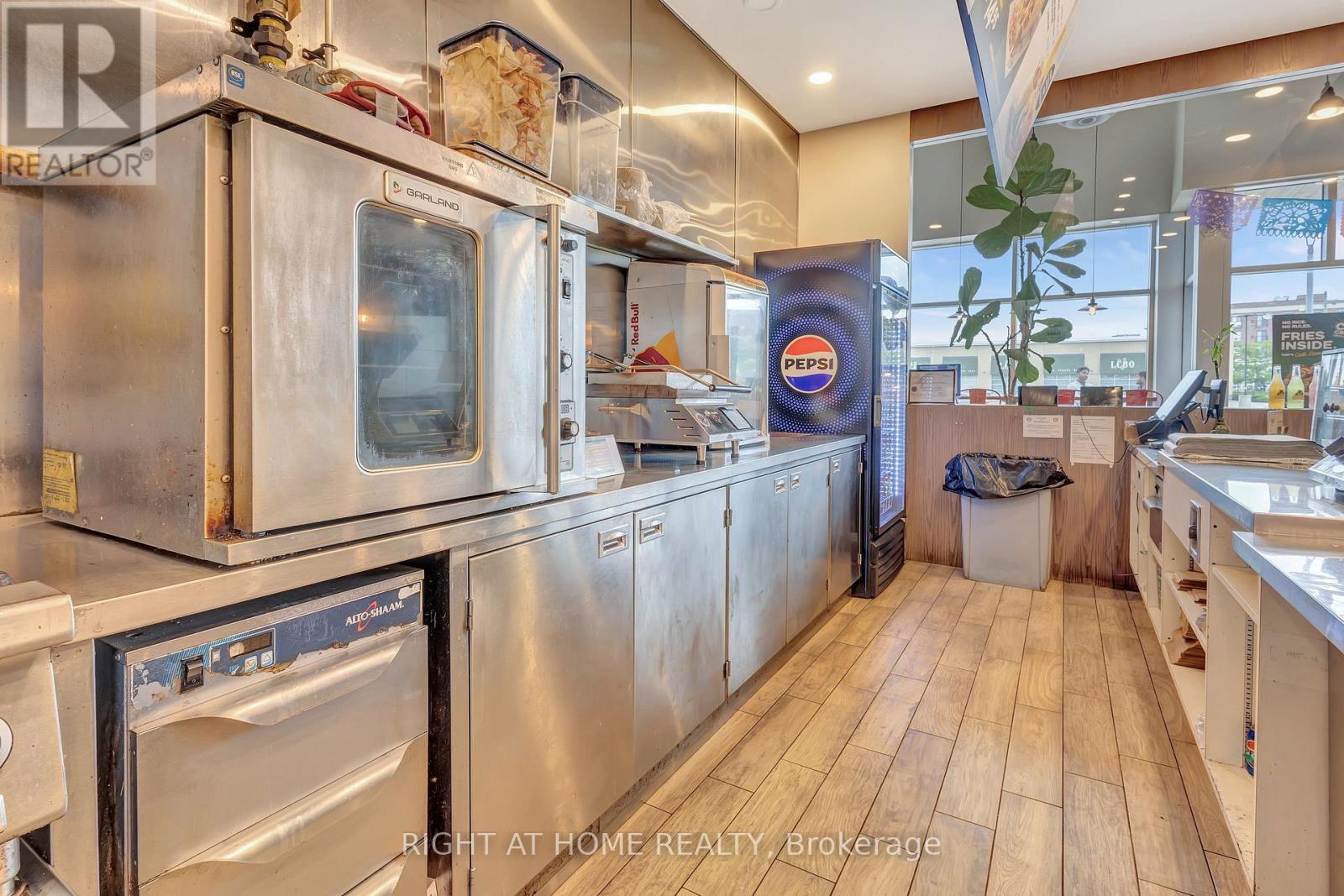 6081 Hazeldean Road, Ottawa, Ontario  K2S 1B9 - Photo 14 - X13678888