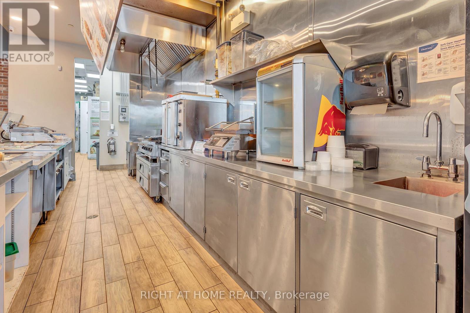 6081 Hazeldean Road, Ottawa, Ontario  K2S 1B9 - Photo 15 - X13678888