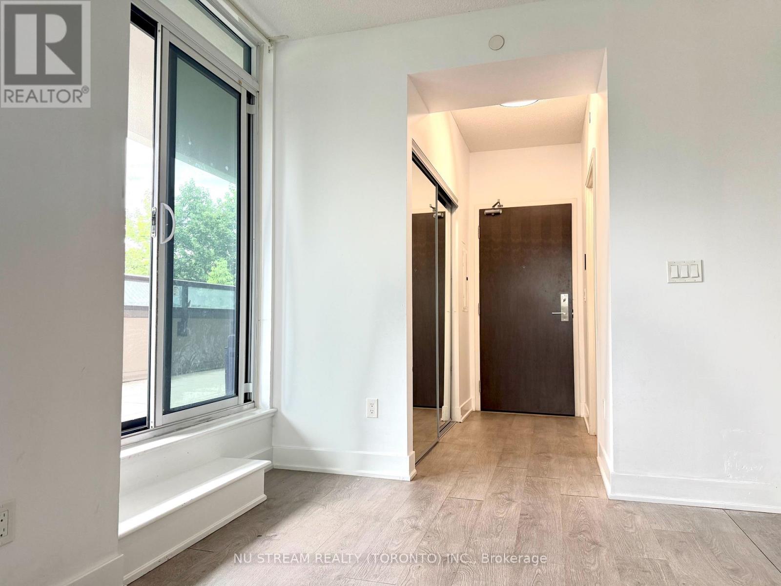 211 - 88 Sheppard Avenue E, Toronto, Ontario  M2N 0G9 - Photo 16 - C13678898