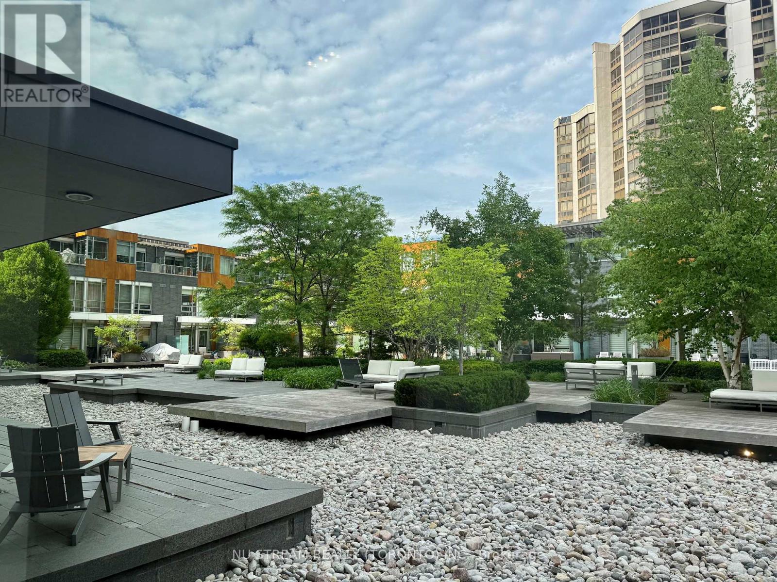 211 - 88 Sheppard Avenue E, Toronto, Ontario  M2N 0G9 - Photo 21 - C13678898