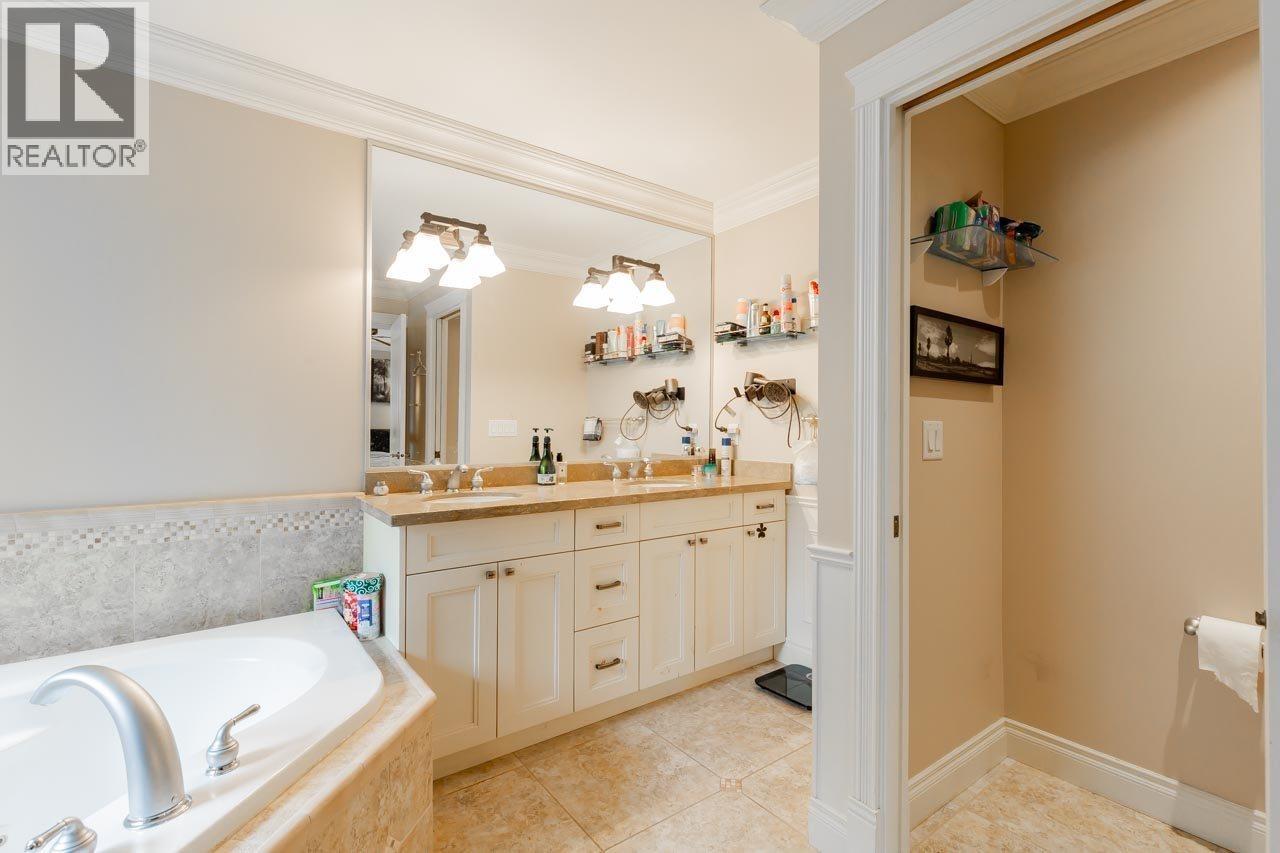 5890 Braemar Avenue, Burnaby, British Columbia  V5E 3L5 - Photo 18 - R3156037