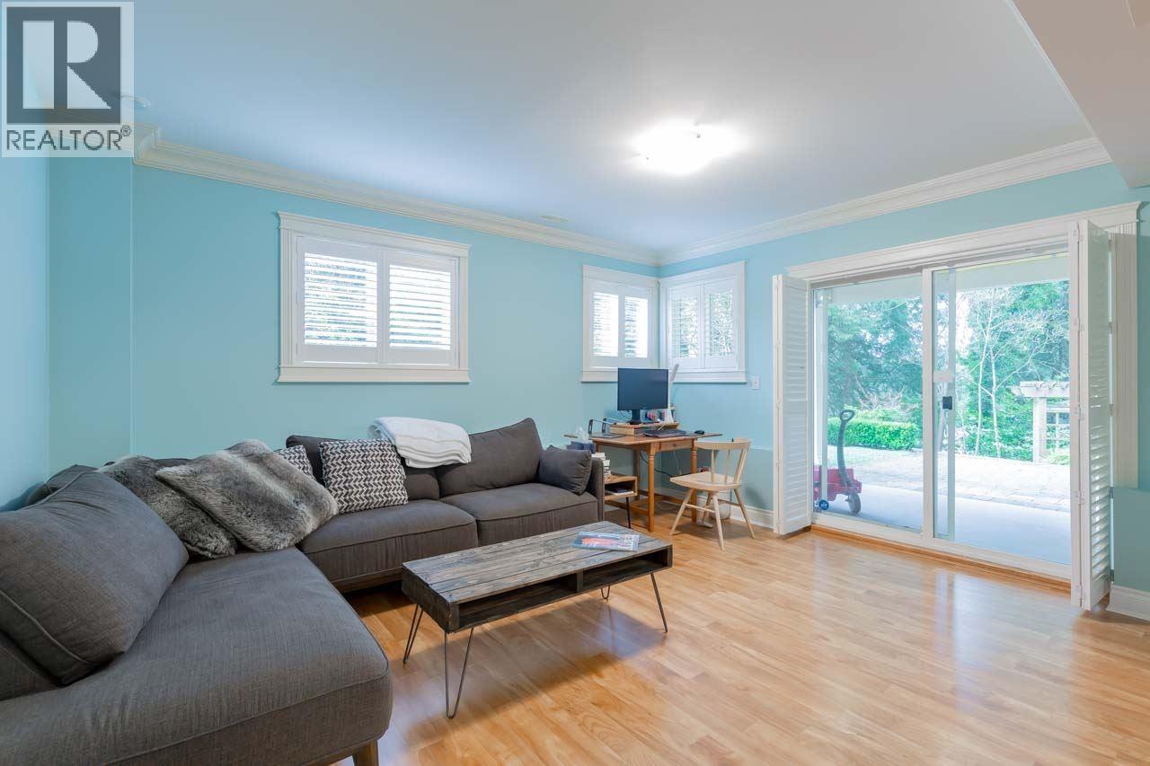 5890 Braemar Avenue, Burnaby, British Columbia  V5E 3L5 - Photo 30 - R3156037