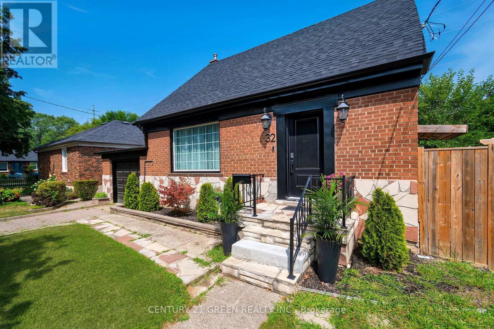 32 Castlebar Road, Toronto, Ontario M8Z 2J5 - Photo 49 - W13628584