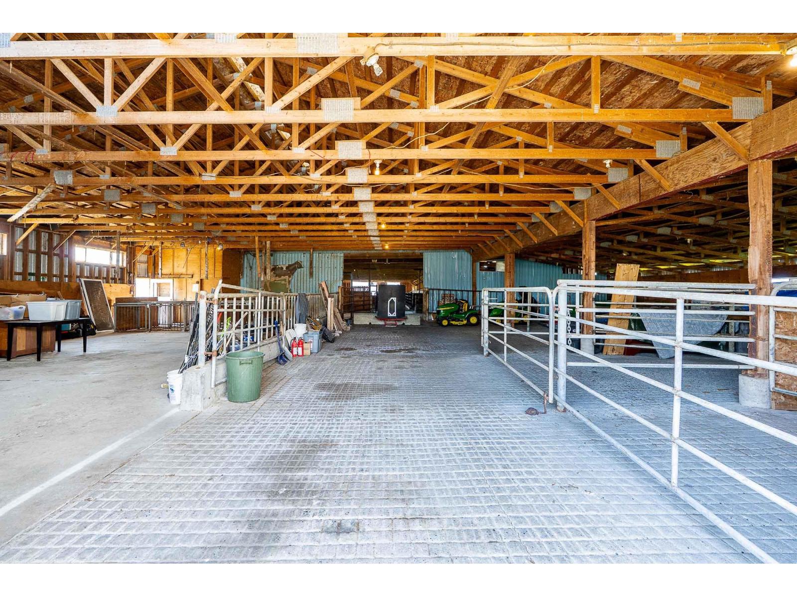 8129 Harvie Road, Surrey, British Columbia  V4N 6A8 - Photo 32 - R3151634