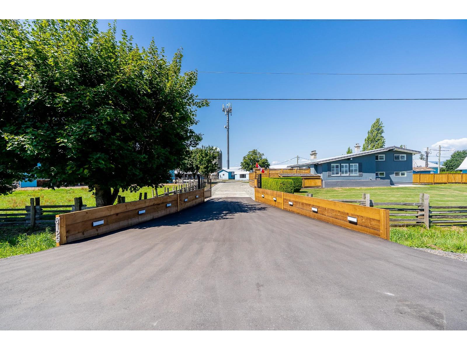 8129 Harvie Road, Surrey, British Columbia  V4N 6A8 - Photo 40 - R3151634
