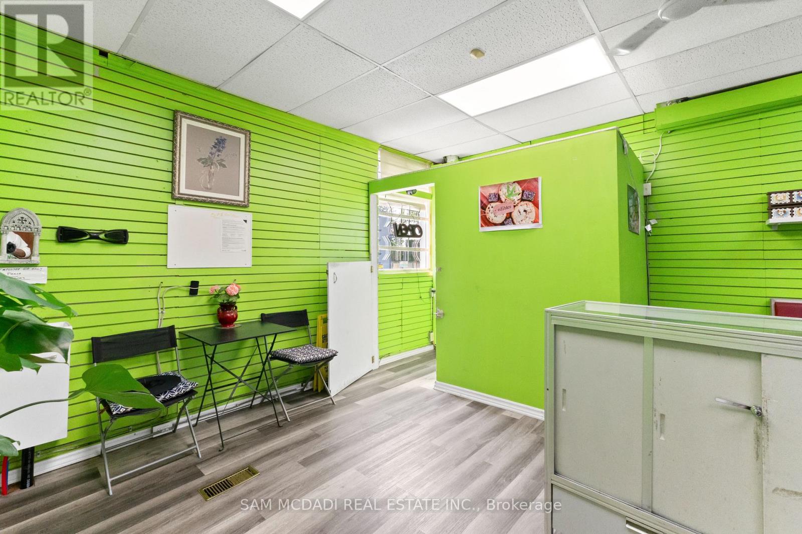 230 Ontario Street, St. Catharines, Ontario  L2R 5L1 - Photo 14 - X13678884