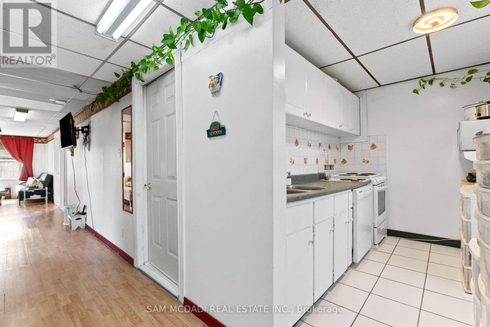 230 Ontario Street, St. Catharines, Ontario  L2R 5L1 - Photo 32 - X13678884