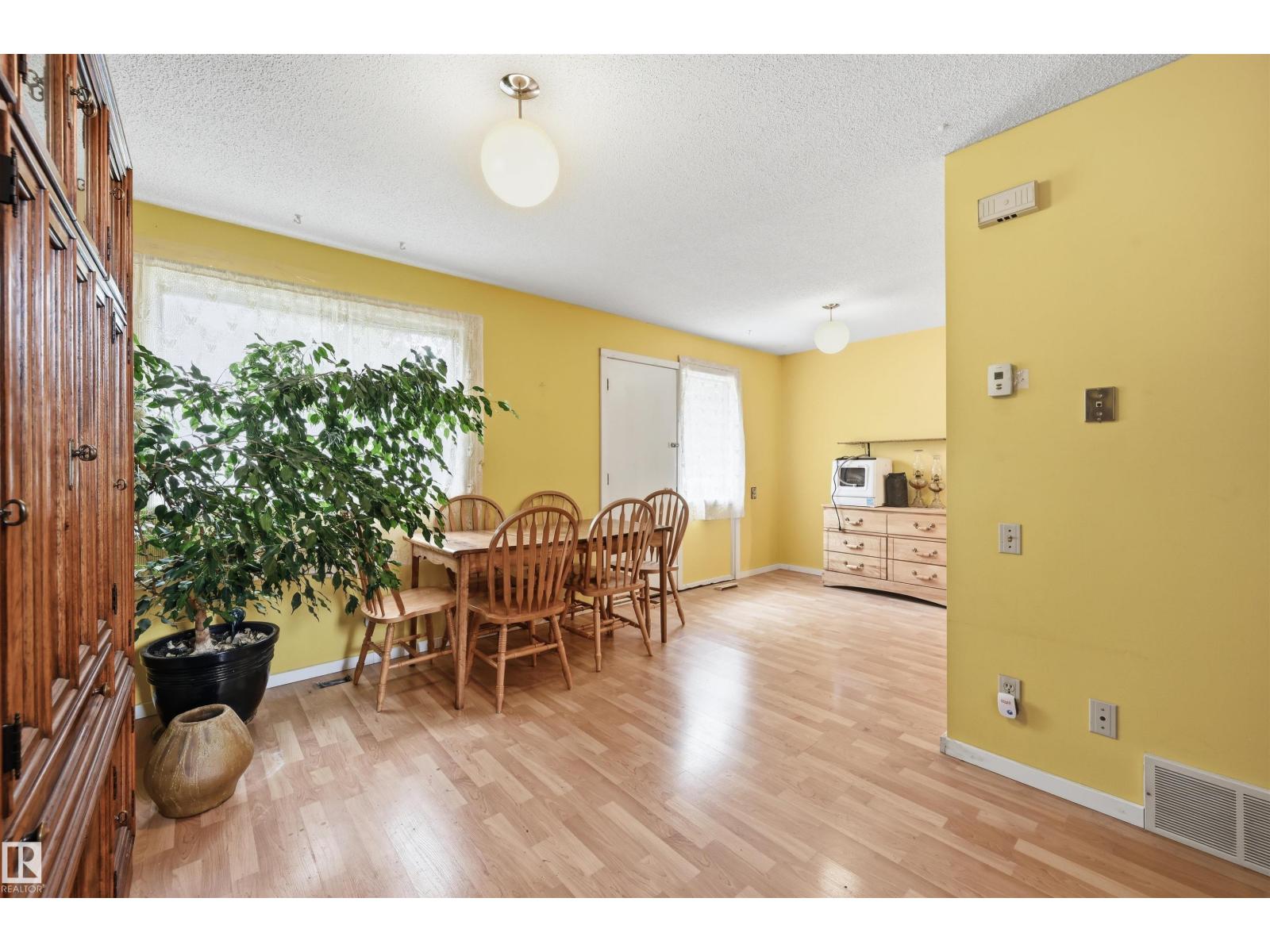 155 Grandin Vg, St. Albert, Alberta  T8N 6C3 - Photo 6 - E4504005