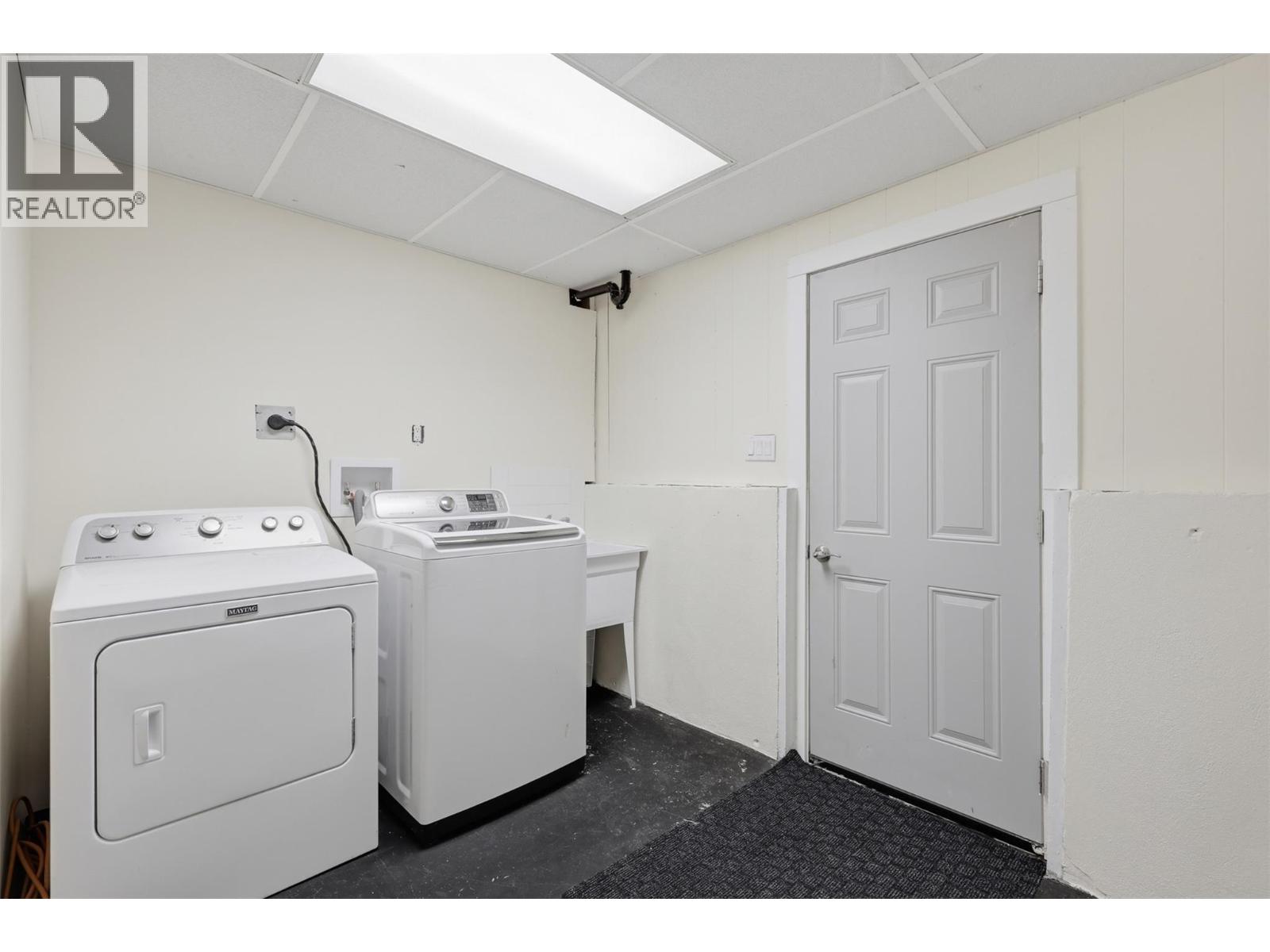 2346 Westsyde Road, Kamloops, British Columbia  V2B 7C4 - Photo 44 - 10393515
