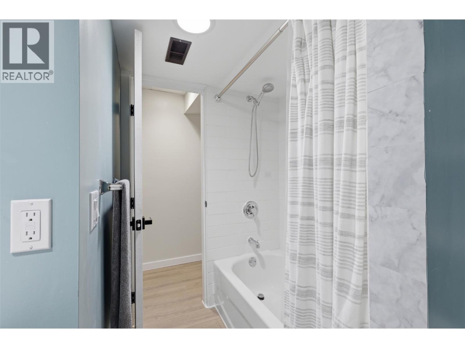 2346 Westsyde Road, Kamloops, British Columbia  V2B 7C4 - Photo 43 - 10393515