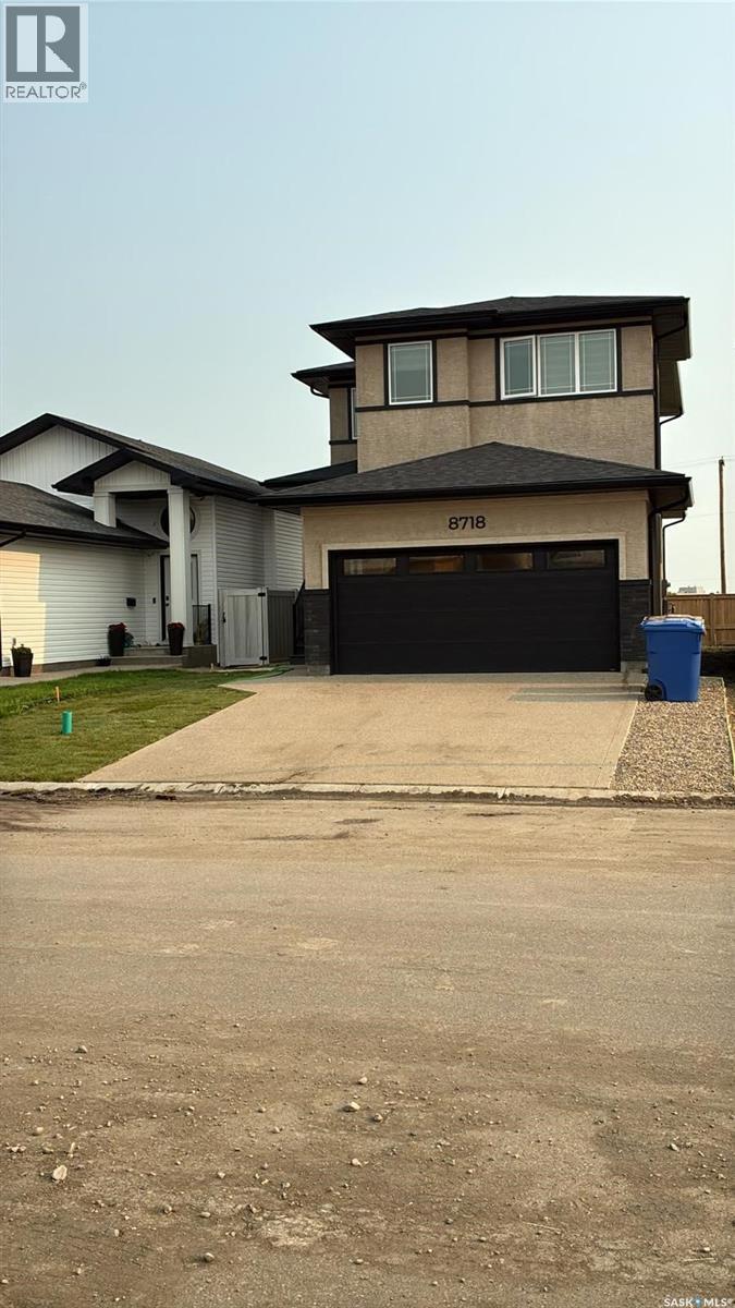 8718 Wheat Crescent, Regina, Saskatchewan  S4Y 0H4 - Photo 2 - SK045713