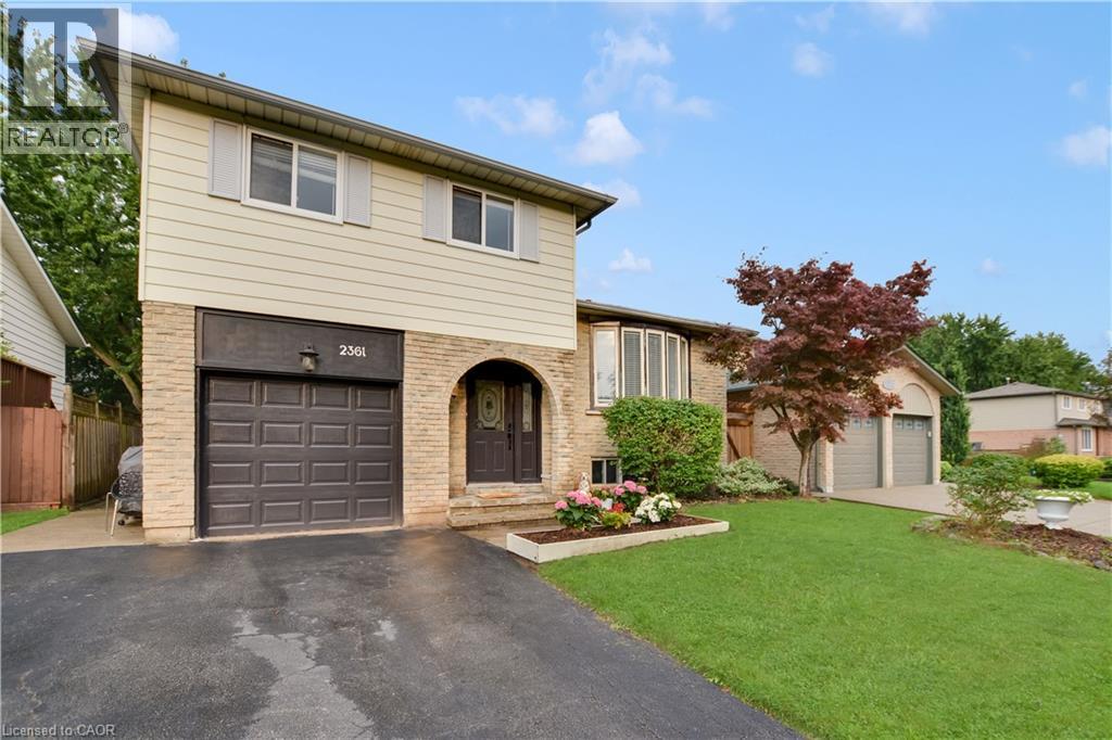 2361 DUNCASTER Drive, Burlington, Ontario