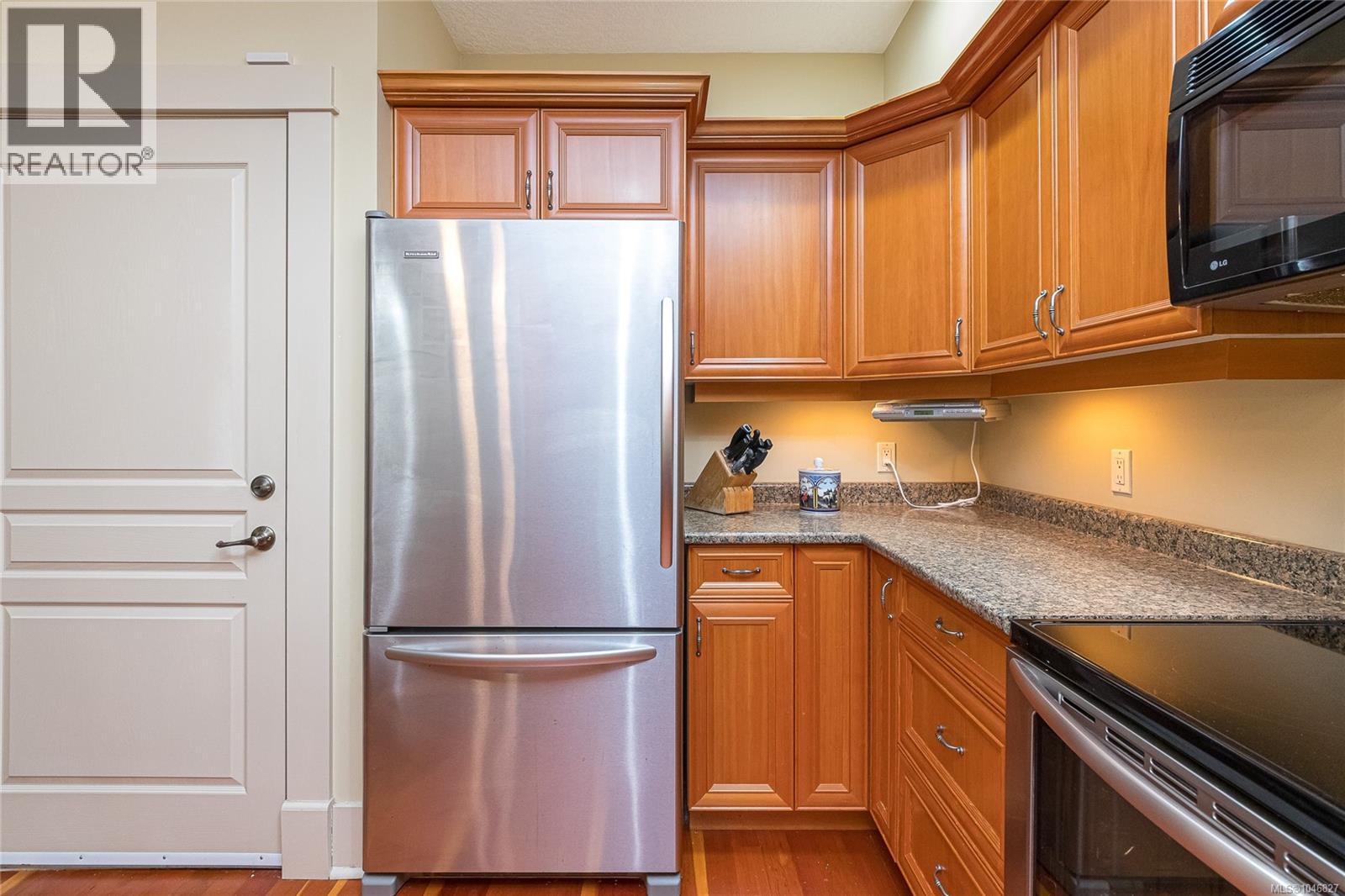 2 88 Dallas Rd, Victoria, British Columbia  V8V 1A2 - Photo 9 - 1046827