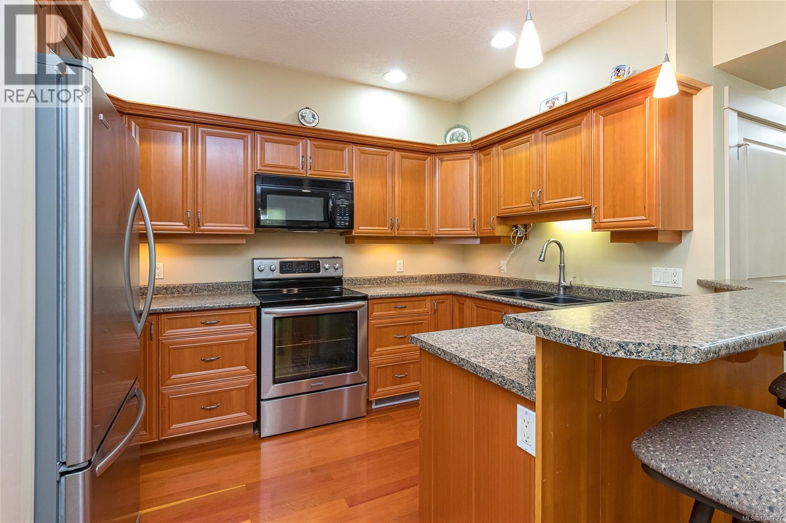 2 88 Dallas Rd, Victoria, British Columbia  V8V 1A2 - Photo 8 - 1046827