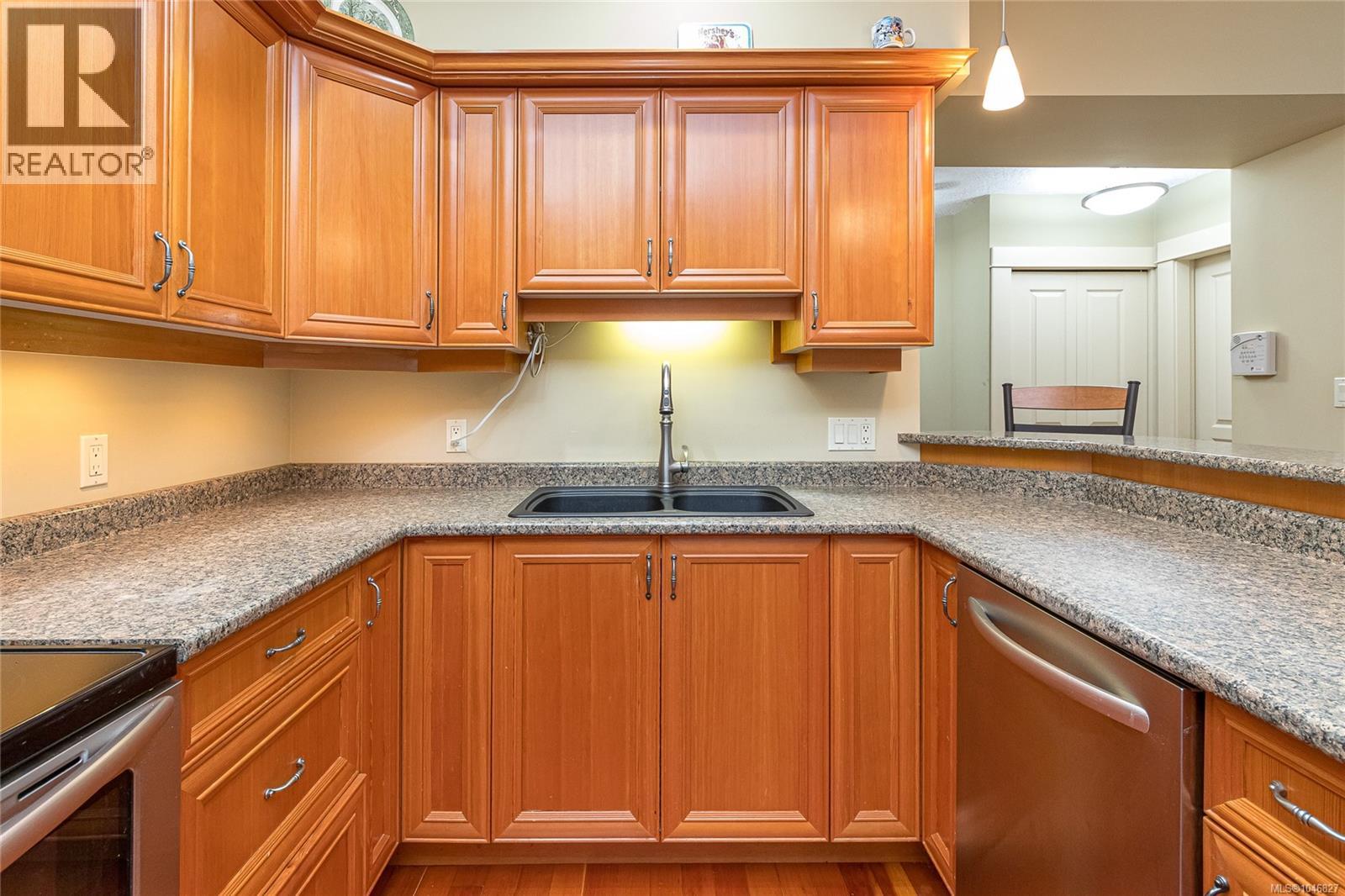 2 88 Dallas Rd, Victoria, British Columbia  V8V 1A2 - Photo 7 - 1046827