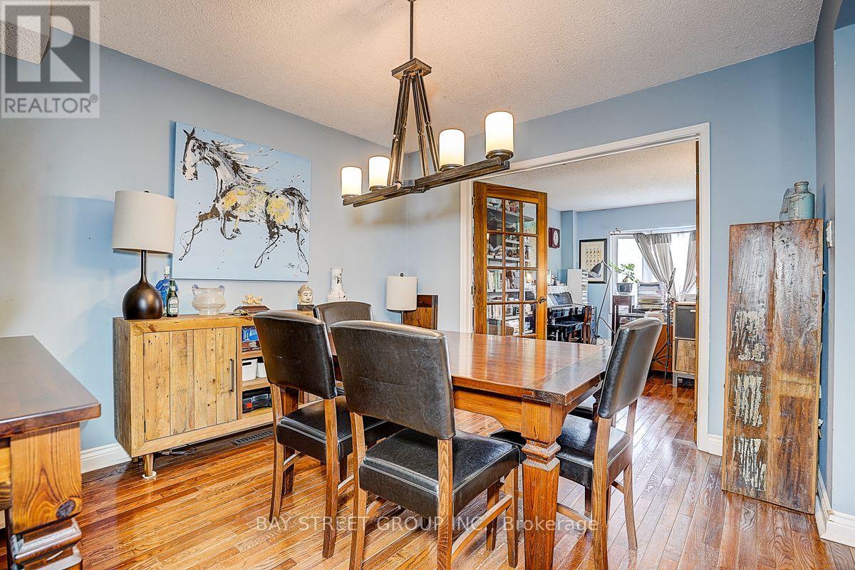 304 Charlton Avenue, Vaughan, Ontario  L4J 6H4 - Photo 11 - N13674426