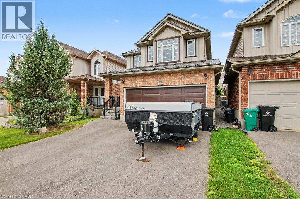 568 Robert Ferrie Drive, Kitchener, Ontario  N2P 2T8 - Photo 4 - 40855795