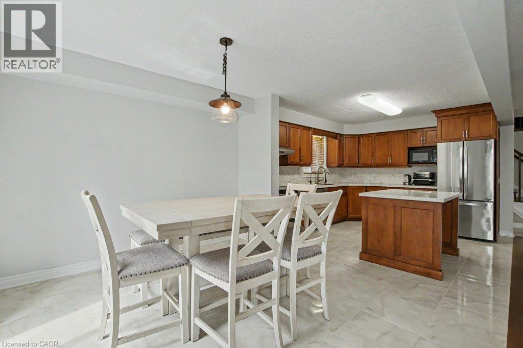 568 Robert Ferrie Drive, Kitchener, Ontario  N2P 2T8 - Photo 15 - 40855795