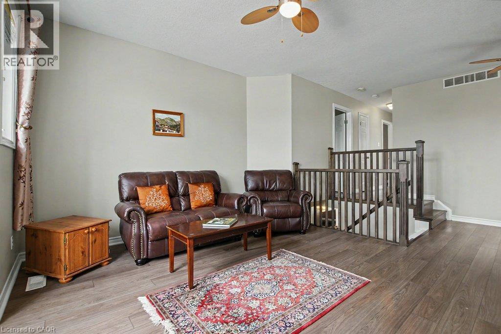 568 Robert Ferrie Drive, Kitchener, Ontario  N2P 2T8 - Photo 19 - 40855795