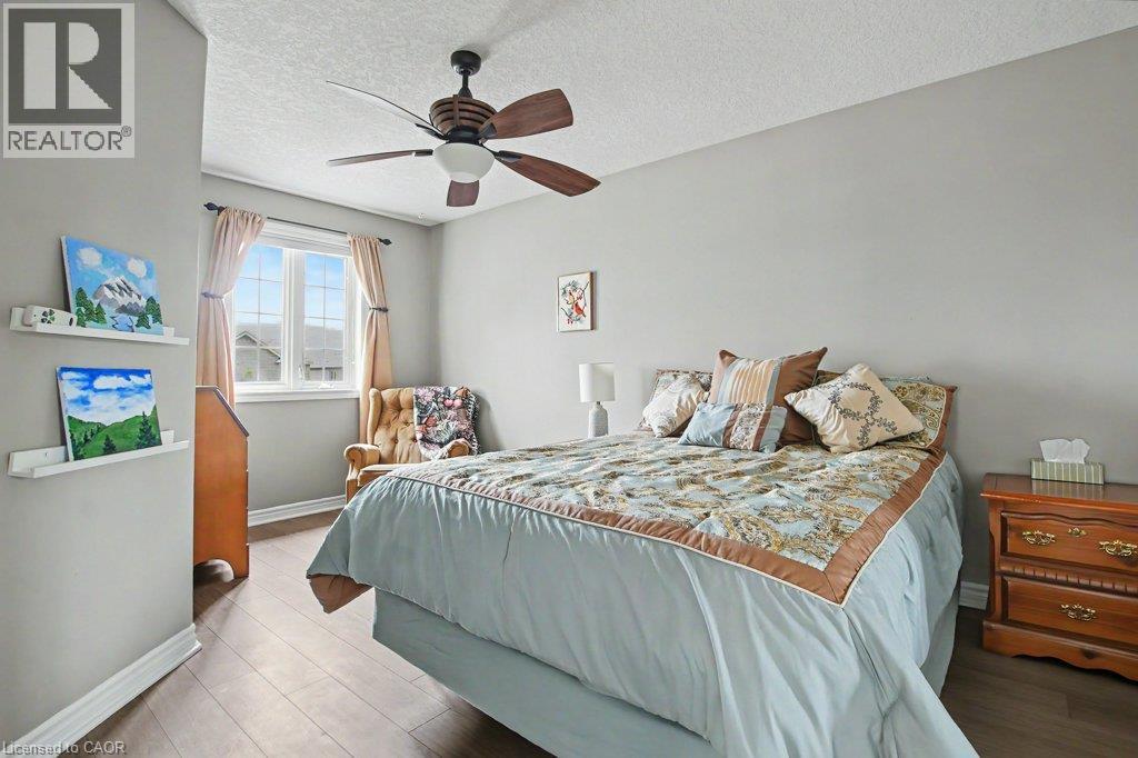 568 Robert Ferrie Drive, Kitchener, Ontario  N2P 2T8 - Photo 22 - 40855795