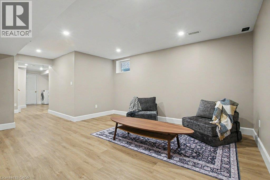 568 Robert Ferrie Drive, Kitchener, Ontario  N2P 2T8 - Photo 34 - 40855795