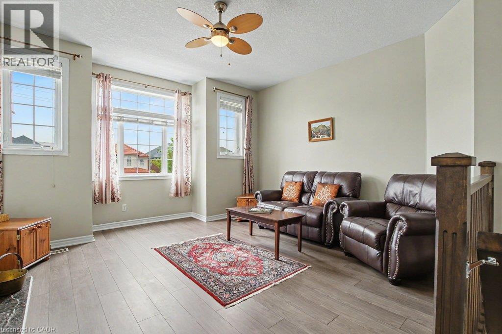568 Robert Ferrie Drive, Kitchener, Ontario  N2P 2T8 - Photo 18 - 40855795