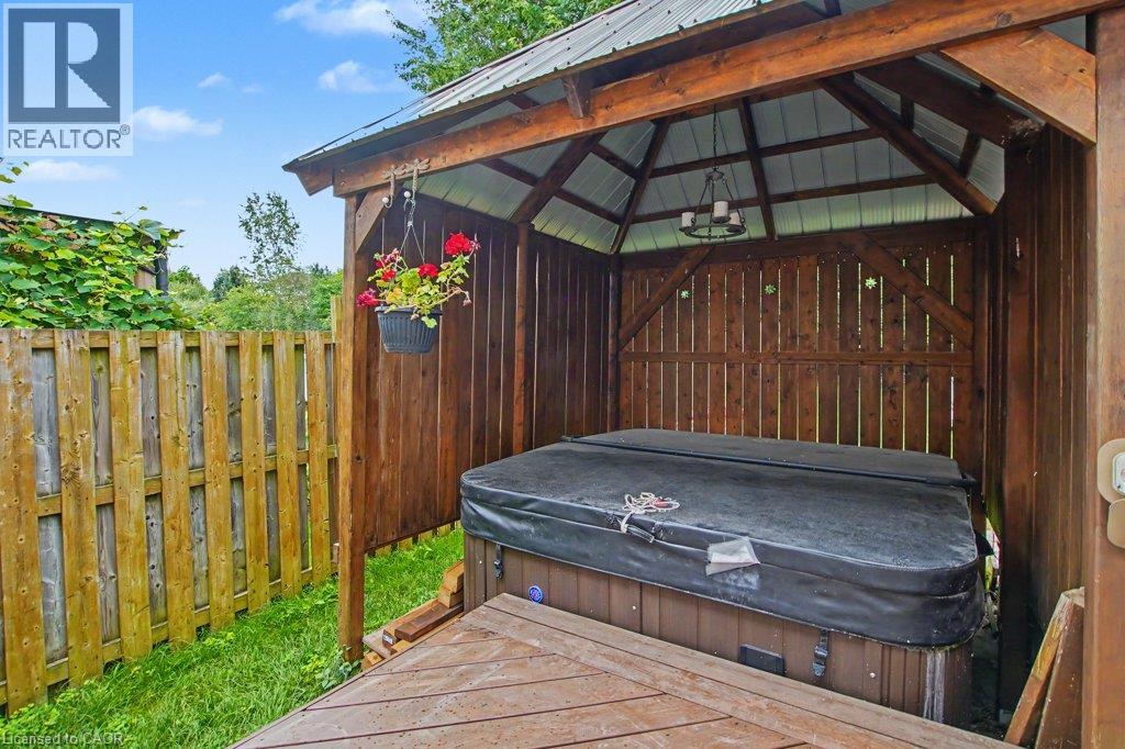 568 Robert Ferrie Drive, Kitchener, Ontario  N2P 2T8 - Photo 37 - 40855795