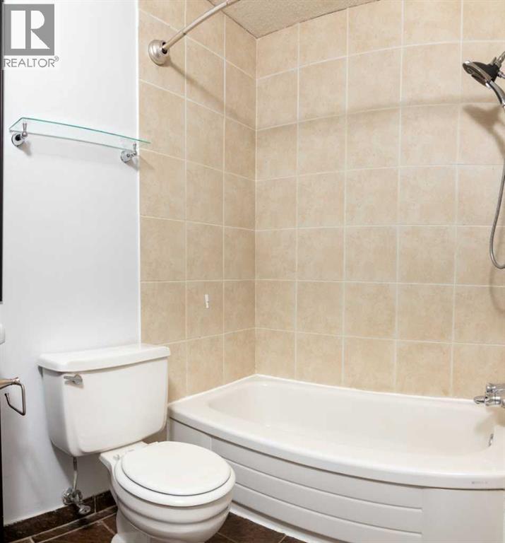 302, 2611 15a Street SW, Calgary, Alberta T2T 4C1 - Photo 23 - A2299373