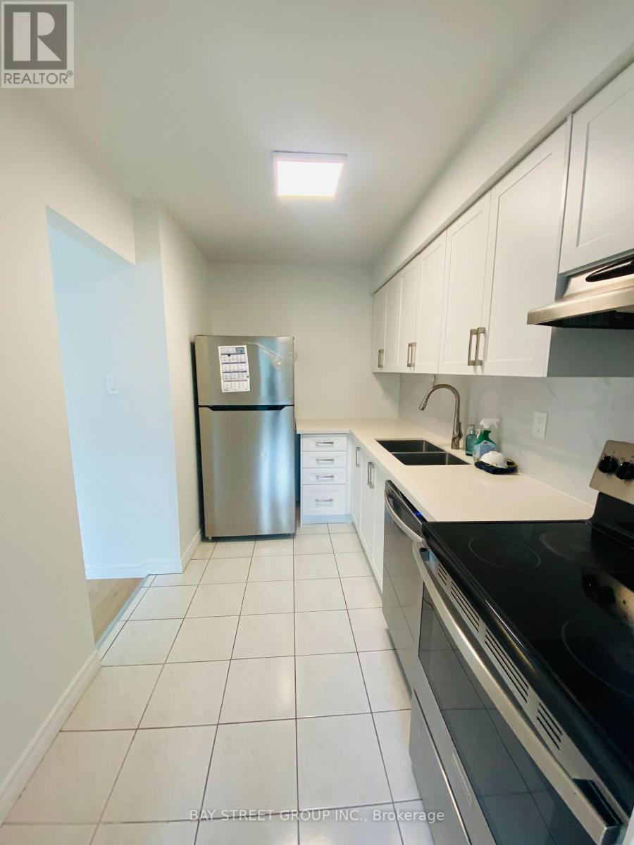 251 - 44 Woody Vine Way, Toronto, Ontario  M2J 4H6 - Photo 2 - C13678964