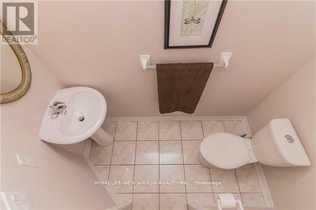 Upper - 6 Altamont Road, Toronto, Ontario  M2M 1S4 - Photo 11 - C13678972